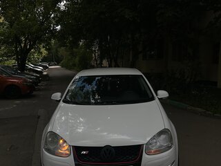 2009 Volkswagen Jetta V, белый, 600000 рублей, вид 3