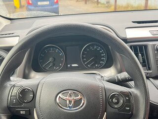 2016 Toyota RAV4 IV (XA40) Рестайлинг, чёрный, 2600000 рублей, вид 4