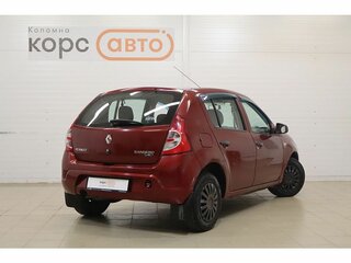 2013 Renault Sandero I, красный, 517000 рублей, вид 3