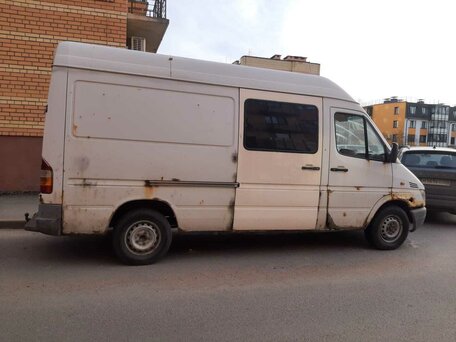 2002 Mercedes-Benz Sprinter Classic, белый, 420000 рублей, вид 4