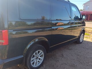 2013 Volkswagen Caravelle T5 Рестайлинг, зелёный, 1980000 рублей, вид 2