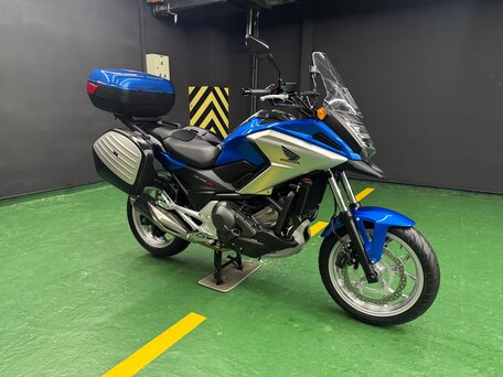 2017 Honda NC 750X, синий, 875000 рублей, вид 3