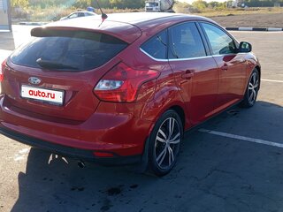 2011 Ford Focus III, красный, 690000 рублей, вид 4