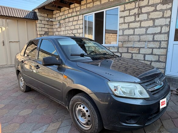 2015 Lada (ВАЗ) Granta I, серебристый, 390000 рублей - вид 1
