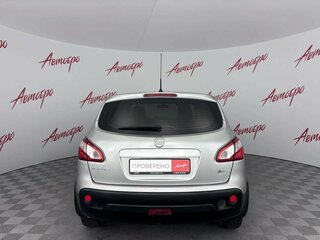 2011 Nissan Qashqai I Рестайлинг, серебристый, 980000 рублей, вид 4