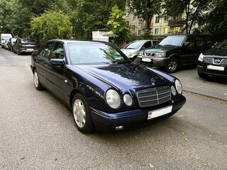 1998 Mercedes-Benz E-Класс 280 II (W210, S210), синий, 1050000 рублей, вид 3