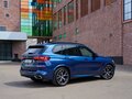 2021 BMW X5 40i IV (G05/G18), синий, 8188888 рублей - вид 4