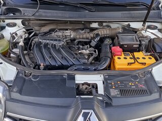 2019 Renault Logan Stepway II Рестайлинг, белый, 875000 рублей, вид 3