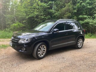 2015 Volkswagen Tiguan I Рестайлинг, чёрный, 2500000 рублей, вид 2