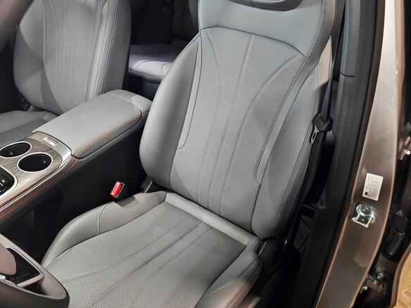2026 Geely Galaxy M7, серый - вид 20