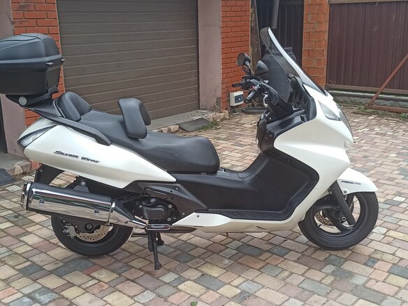 2006 Honda Silver Wing 400, белый, 250000 рублей - вид 5