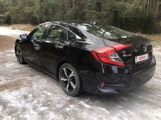 2018 Honda Civic X, чёрный, 1600000 рублей, вид 4