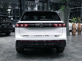 2025 Volkswagen Tiguan L Pro III (China Market), белый, 4960000 рублей, вид 5