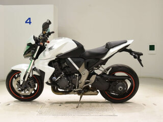 2011 Honda CB 1000R, белый, 510000 рублей, вид 3