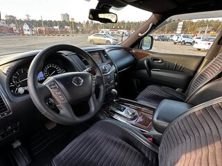 2011 Nissan Patrol VI (Y62), серый, 3100000 рублей, вид 5