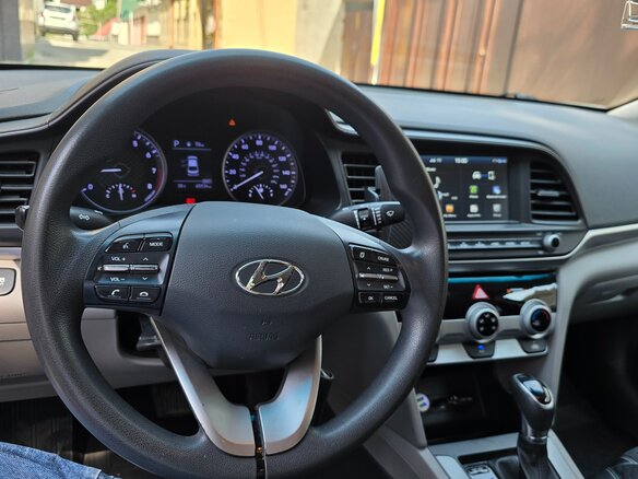 2018 Hyundai Elantra VI (AD) Рестайлинг, серебристый, 1550000 рублей - вид 9
