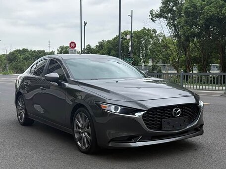 Mazda 3 IV (BP)