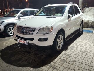2008 Mercedes-Benz M-Класс 320 II (W164), белый, 980000 рублей, вид 1