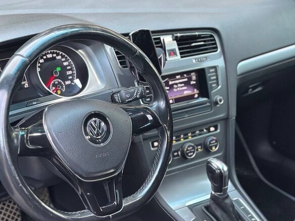 2013 Volkswagen Golf VII, серый, 850000 рублей - вид 5