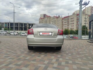 2007 Toyota Avensis II Рестайлинг, серебристый, 930000 рублей, вид 4