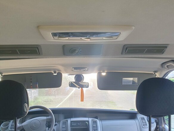 2009 Renault Trafic, чёрный, 2000000 рублей - вид 12