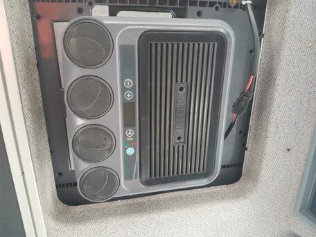 2002 Mercedes-Benz Atego, синий, 2850000 рублей, вид 2