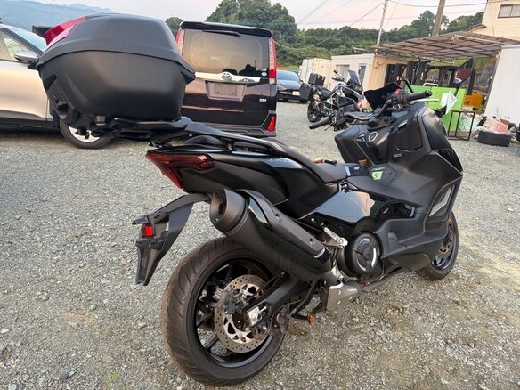 2023 Yamaha TMAX, чёрный, 1295000 рублей - вид 13