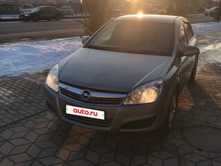 2012 Opel Astra H Рестайлинг, серый, 700000 рублей, вид 1
