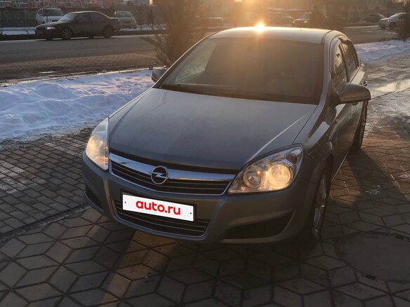 2012 Opel Astra H Рестайлинг, серый, 700000 рублей