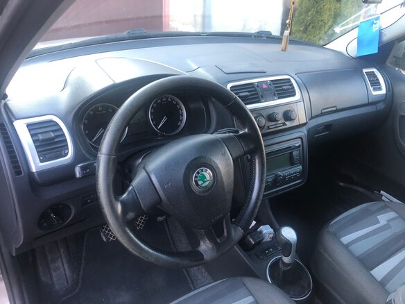 2007 Skoda Fabia II, серый, 600000 рублей - вид 4