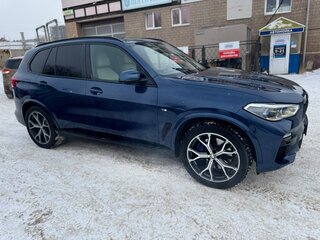 2018 BMW X5 40i IV (G05/G18), синий, 7000000 рублей, вид 2