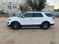 2016 Ford Explorer V Рестайлинг, белый, 2700000 рублей - вид 7