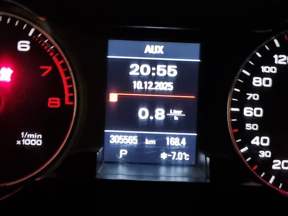 2010 Audi A4 IV (B8), красный, 1000000 рублей - вид 8