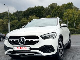 2022 Mercedes-Benz GLA 200 II (H247), белый, 3470000 рублей, вид 1