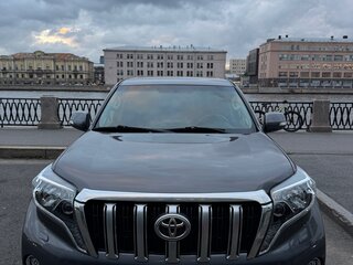 2014 Toyota Land Cruiser Prado 150 Series Рестайлинг 1, серый, 3500000 рублей, вид 2