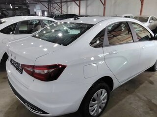 2026 Lada (ВАЗ) Vesta I Рестайлинг (NG), белый, 1690000 рублей, вид 3