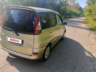 2003 Toyota FunCargo, серый, 400000 рублей, вид 4