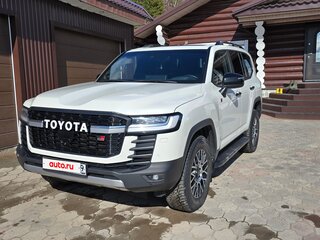 2021 Toyota Land Cruiser 300 Series, белый, 11000000 рублей, вид 2
