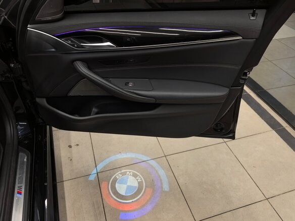2021 BMW 5 серии 530e VII (G30/G31/G38) Рестайлинг, чёрный, 4800000 рублей - вид 19