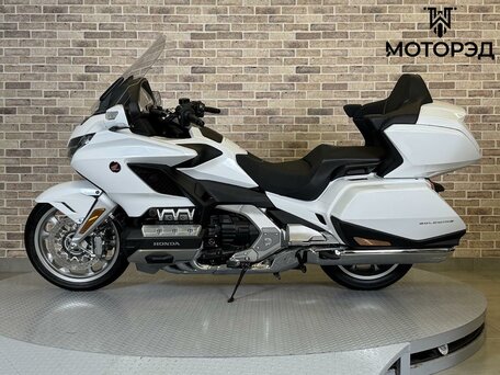 2026 Honda GL 1800 Gold Wing, белый, 3775000 рублей, вид 3