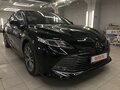 2019 Toyota Camry VIII (XV70), чёрный, 3250000 рублей - вид 4
