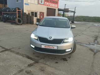 2017 Skoda Rapid I Рестайлинг, серебристый, 880000 рублей, вид 4