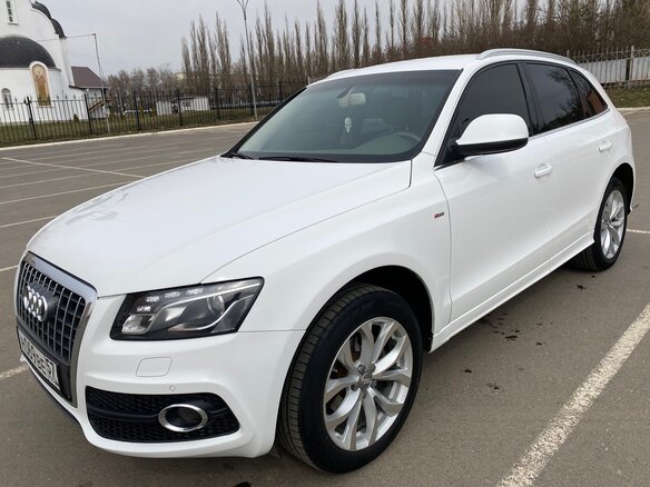 2010 Audi Q5 I (8R), белый - вид 1