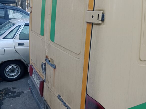 2006 Mercedes-Benz Sprinter, бежевый, 880000 рублей