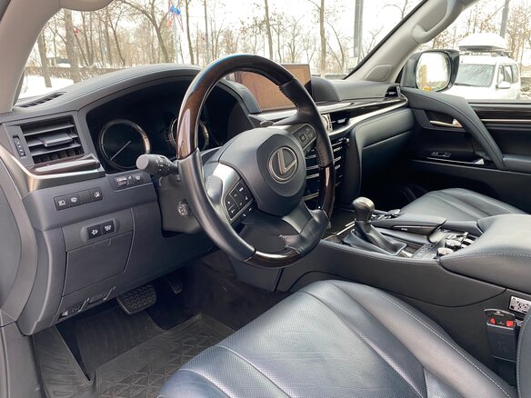 2017 Lexus LX 450d III Рестайлинг 2, белый - вид 21