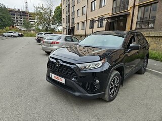 2019 Toyota RAV4 V (XA50), чёрный, 2870000 рублей, вид 1