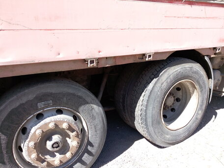 1991 Volvo F-Series, белый, 600000 рублей, вид 4