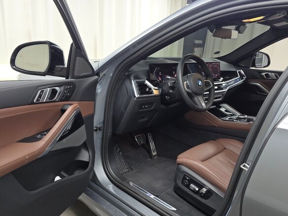 2025 BMW X6 40i III (G06) Рестайлинг, серебристый - вид 14
