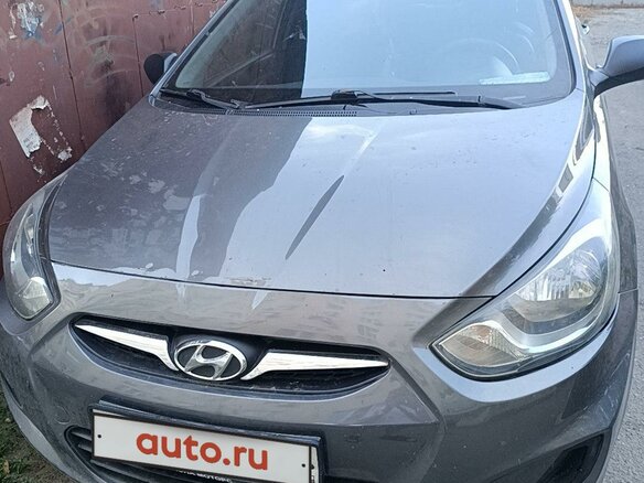 2012 Hyundai Solaris I, серый, 850000 рублей