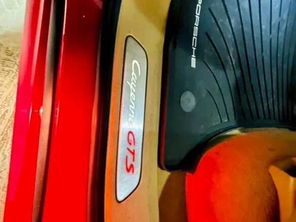 2015 Porsche Cayenne GTS II Рестайлинг (958), красный, 4500000 рублей - вид 9